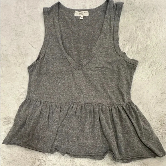 Truly Madly Deeply Peplum V Neck Tank Size S - Picture 2 of 6